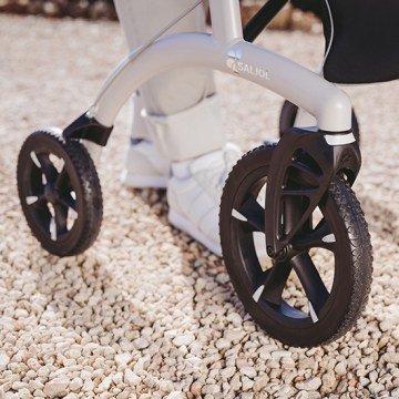 Ligthweht flexible durable Allround Rollator Saljol 
