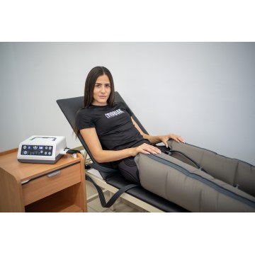 Compression Therapy Foot Garment (4 Inputs) 