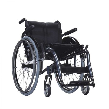 ERGO LIVE lightweight wheelchair by Karma ERGO LIVE lightweight wheelchair by Karma